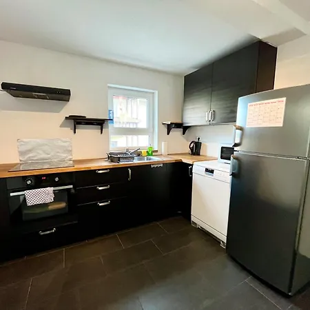 Handwerker Wohnung - Parkplatz Vor Der Tuere - Balkon - Bis Zu 6 Personen * Heilbronn