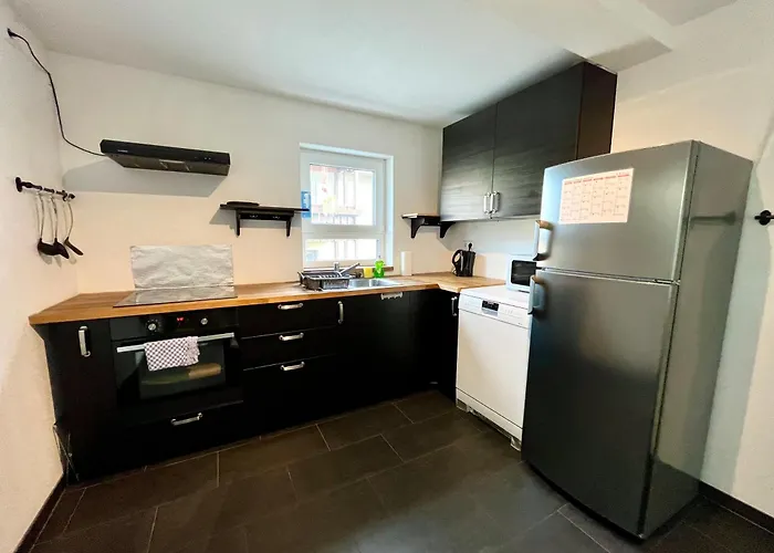 Handwerker Wohnung - Parkplatz Vor Der Tuere - Balkon - Bis Zu 6 Personen * Heilbronn