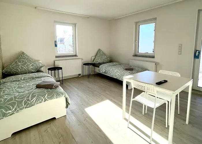 Handwerker Wohnung - Parkplatz Vor Der Tuere - Balkon - Bis Zu 6 Personen Lejlighed Heilbronn